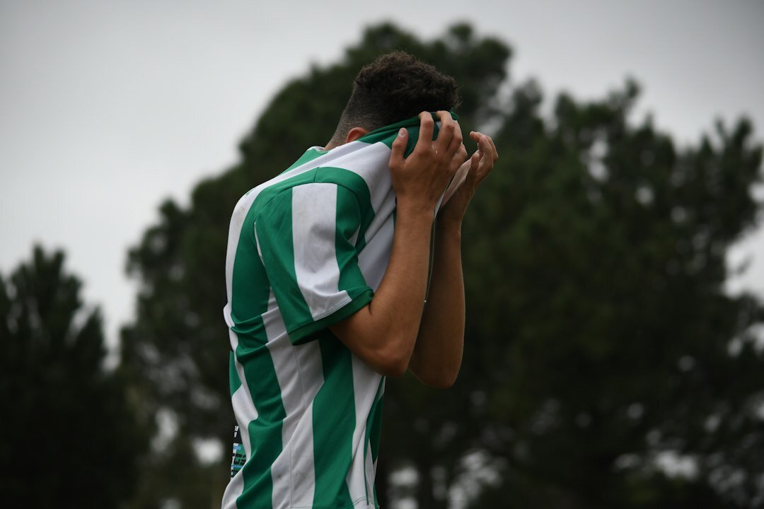 famous uruguayan footballer celebrating goal