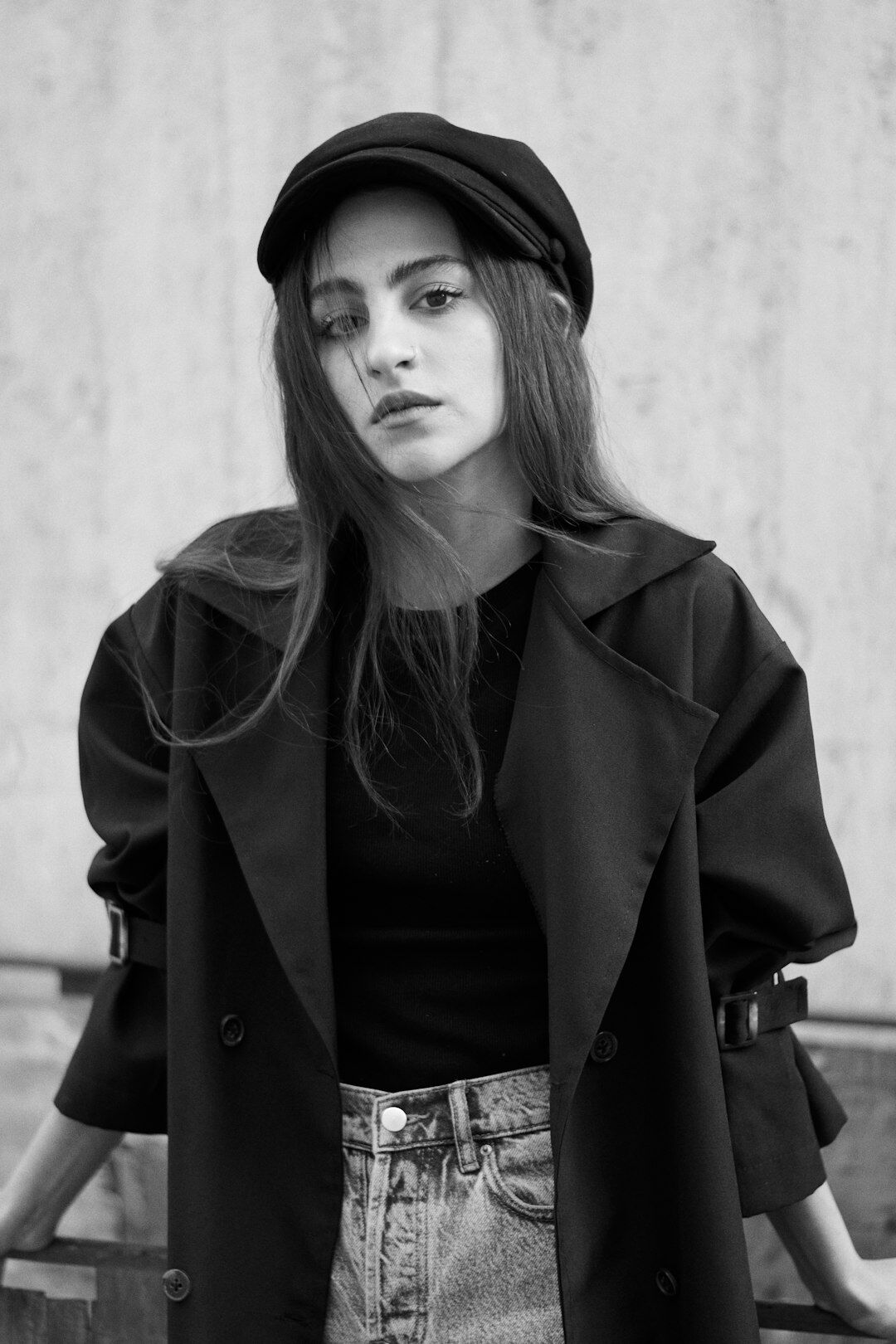 Modelo uruguaya posando para editorial de moda